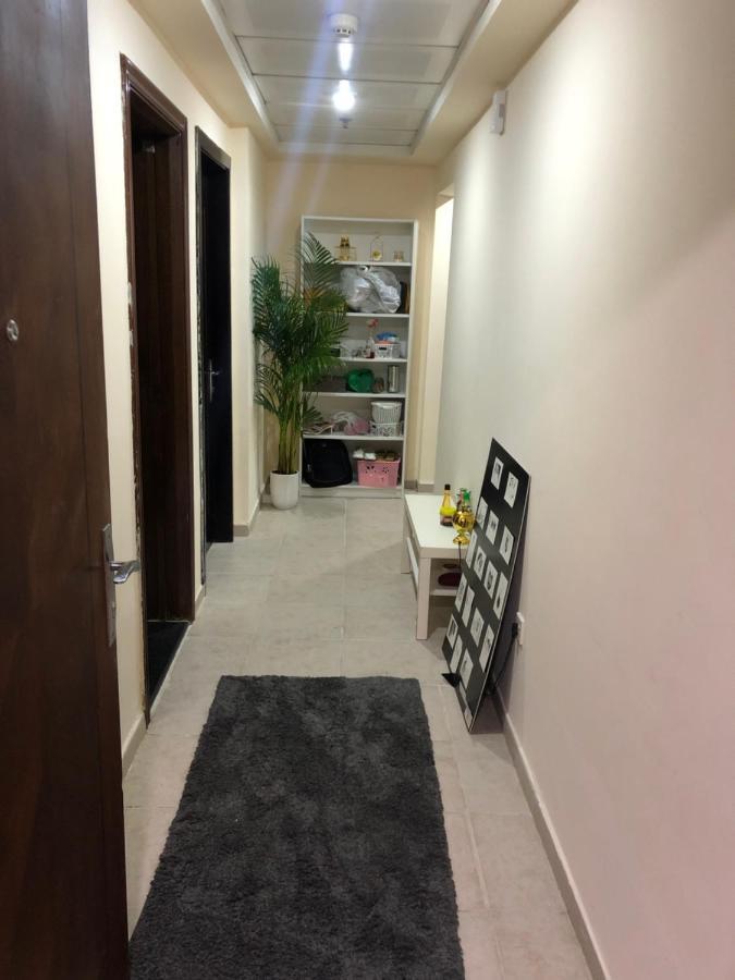 Kaya Hostel Dubai Exterior photo