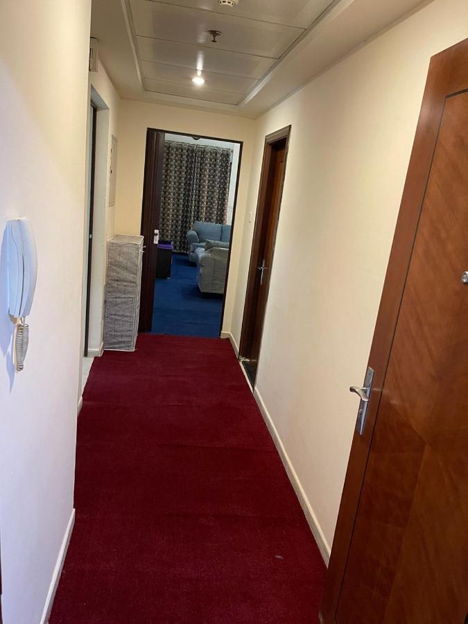 Kaya Hostel Dubai Exterior photo