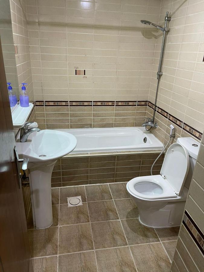 Kaya Hostel Dubai Exterior photo